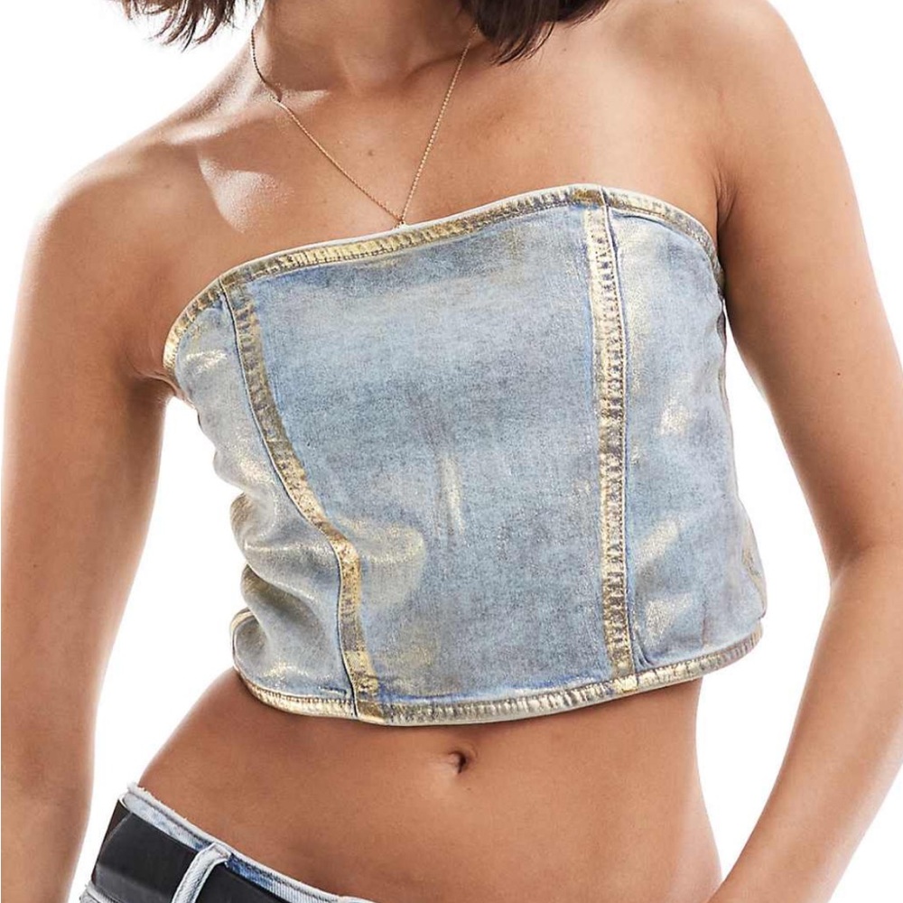 *NEW-NEVER WORN* ASOS DESIGN denim bandeau top in metallic gold foil
MID BLUE